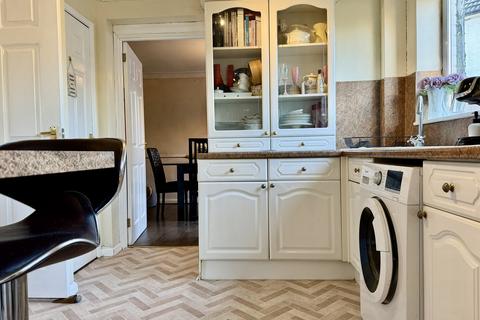 undefined, Colemans Moor Road, Woodley, RG5 4DG