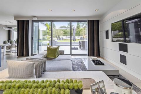 undefined, Coombe Ridings, Kingston Upon Thames, KT2