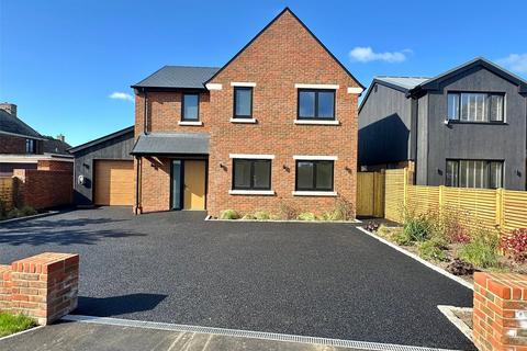 3 bedroom detached house for sale, Lucerne Road, Milford on Sea, Lymington, Hampshire, SO41