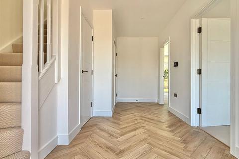 3 bedroom detached house for sale, Lucerne Road, Milford on Sea, Lymington, Hampshire, SO41