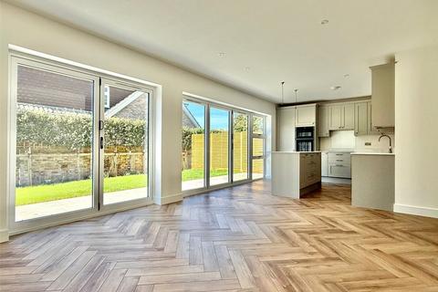 3 bedroom detached house for sale, Lucerne Road, Milford on Sea, Lymington, Hampshire, SO41