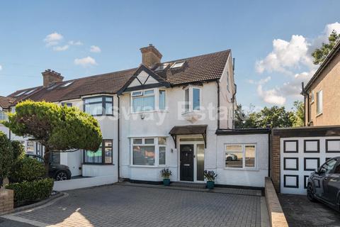 Hale Drive, Mill Hill, NW7