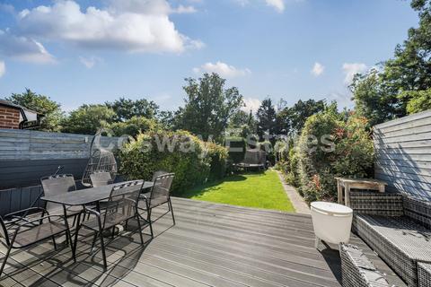 4 bedroom house for sale, Hale Drive, Mill Hill, NW7