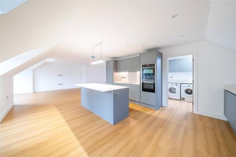 3 bedroom apartment for sale, Doods Park Road, Reigate, Surrey, RH2