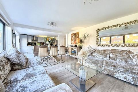 39 Douglas Way, Murton, Seaham, SR7 9HX