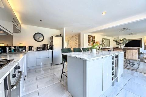 39 Douglas Way, Murton, Seaham, SR7 9HX