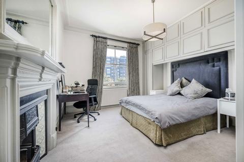undefined, Beaumont Crescent, London W14