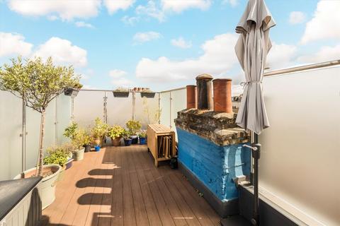 3 bedroom flat for sale, Venn Street, London SW4