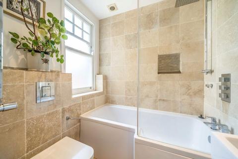 3 bedroom flat for sale, Venn Street, London SW4