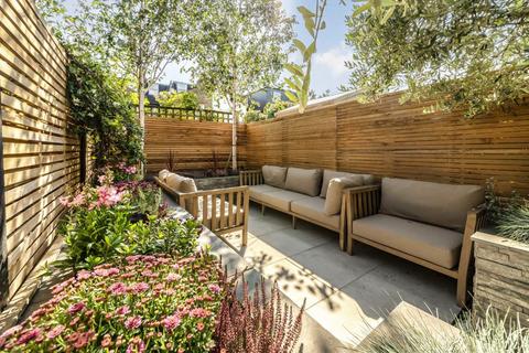 undefined, Quinton Street, London SW18