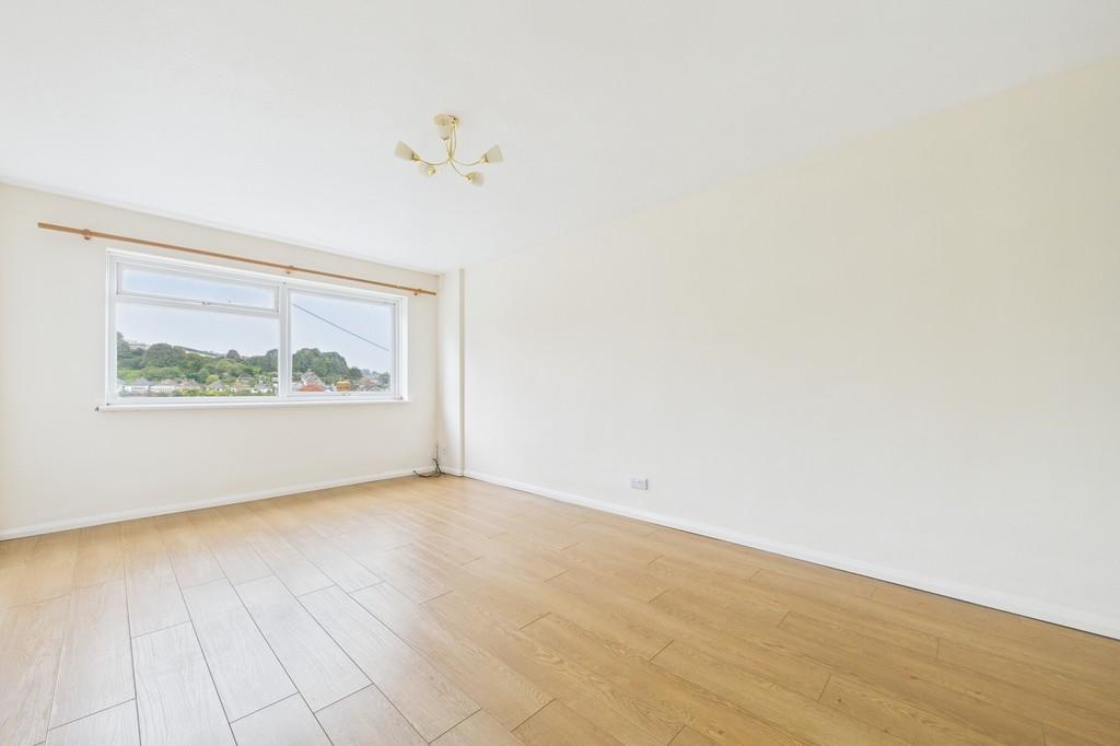 Cam01085 g0 pr0629 still004