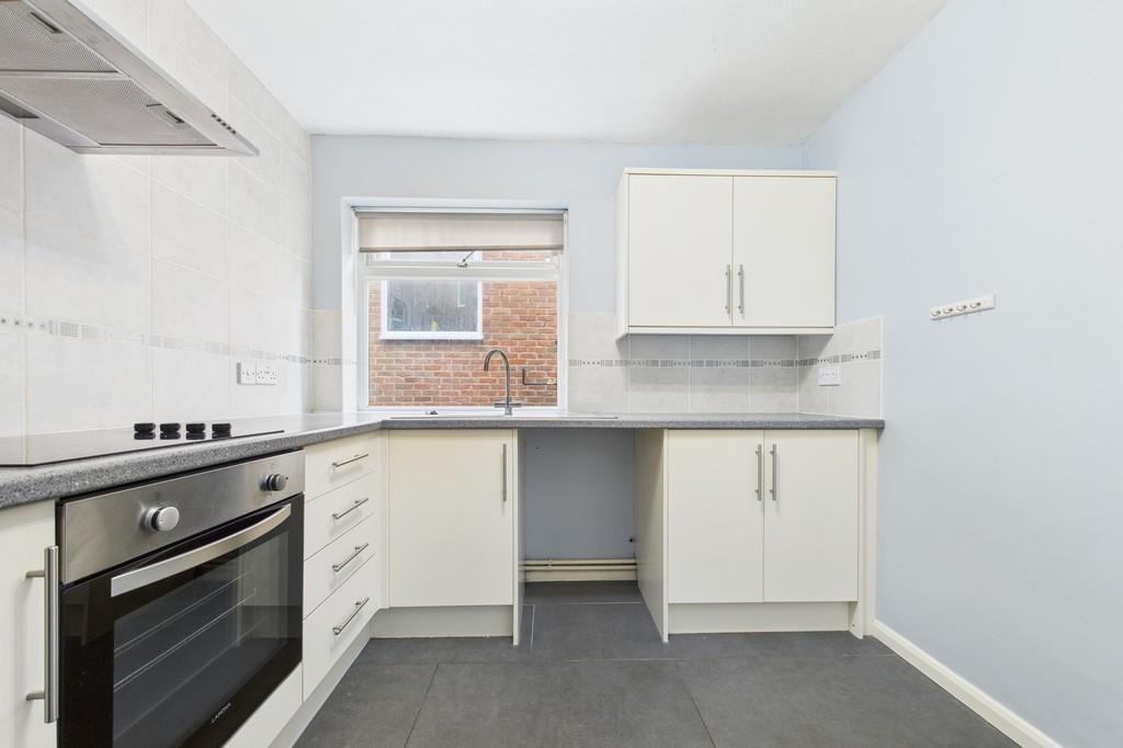 Cam01085 g0 pr0629 still010