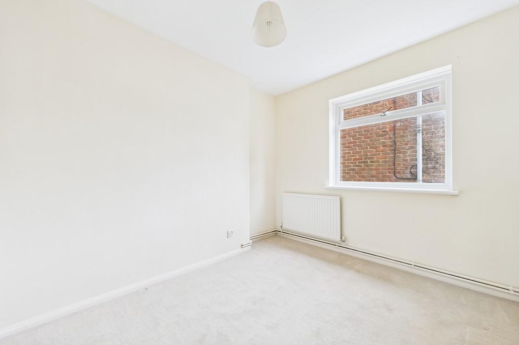 Cam01085 g0 pr0629 still005