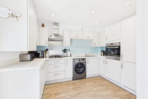 3 bedroom semi-detached house for sale, Pettit's Drive, Bury St Edmunds IP32