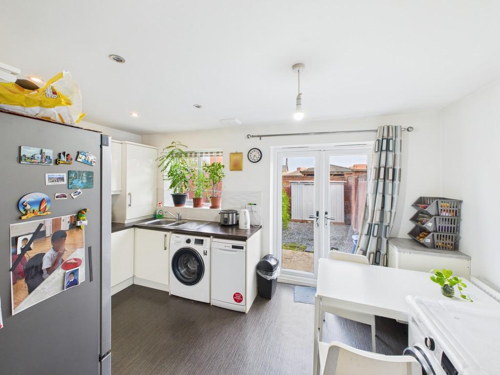 Cam04578 g0 pr0026 still010