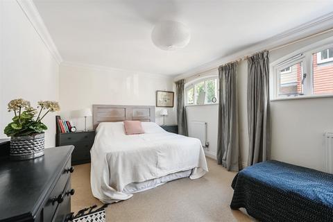 undefined, Burnhams, Rye, East Sussex TN31 7LW