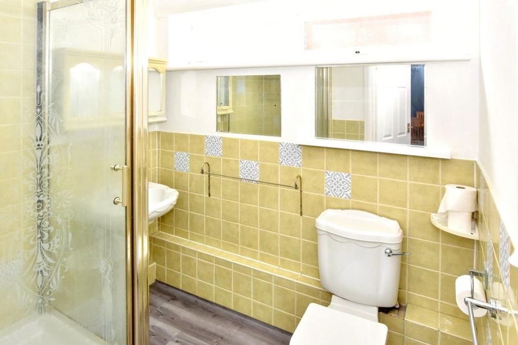 Shower Room/WC
