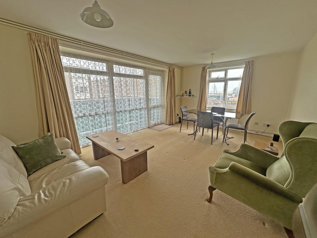 Living room (1)