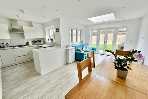 undefined, Ridges Rise, Camberley GU16