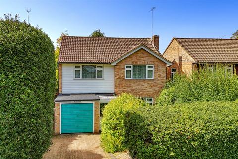 undefined, Hutton Road, Guildford GU12