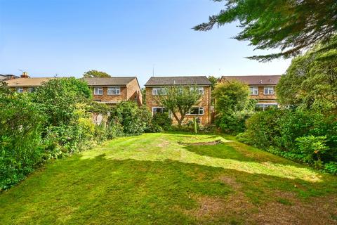 undefined, Hutton Road, Guildford GU12