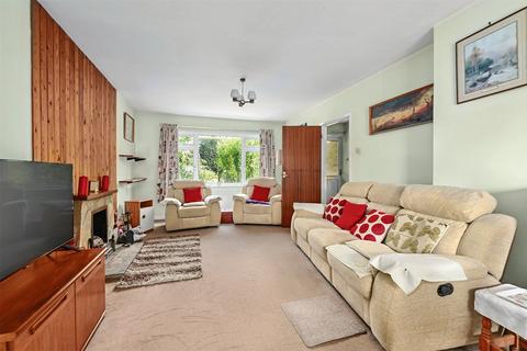 undefined, Hutton Road, Guildford GU12