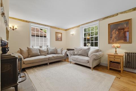 undefined, Pound Lane, Laindon, SS15