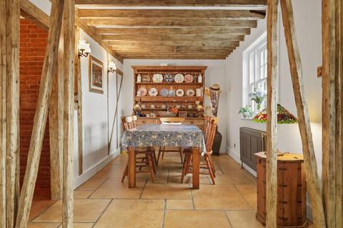 undefined, Pound Lane, Laindon, SS15