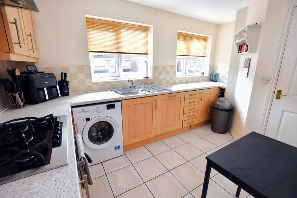 Kitchen 1