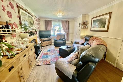 undefined, Sandringham Close, Whaplode