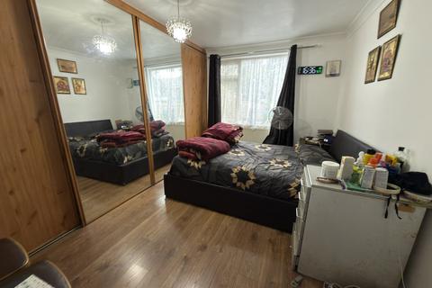 undefined, Northcroft,  Slough, SL2