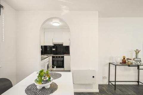 undefined, Cygnet Close, London