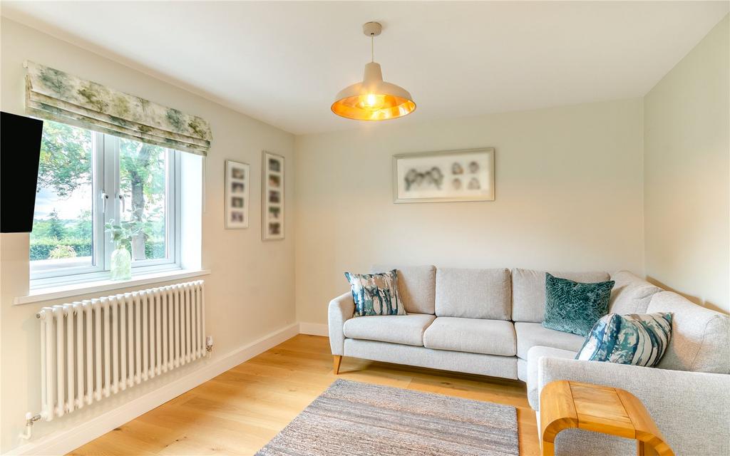 Dining /Sitting Area