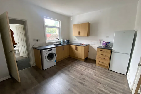 2 bedroom terraced house to rent, Prior Street, Bootle L20