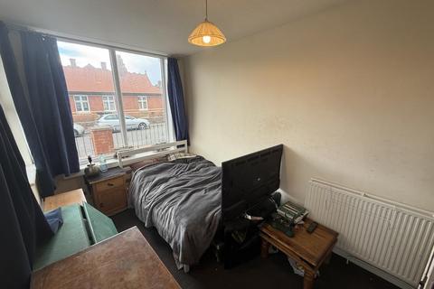1 bedroom in a house share to rent, Hereford,  Herefordshire,  HR4