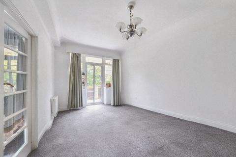 2 bedroom flat for sale, Belsize Avenue, Belsize Park, London, NW3