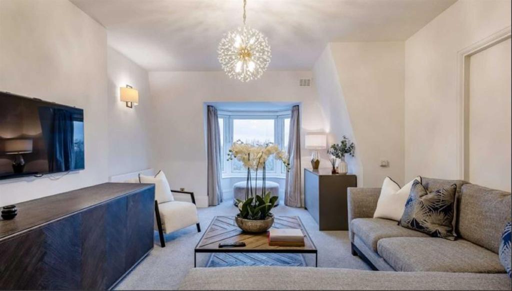Strathmore-court-park-road-regents-park-nw8-9
