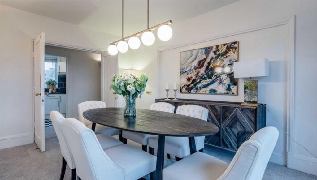Strathmore-court-park-road-regents-park-nw8-9