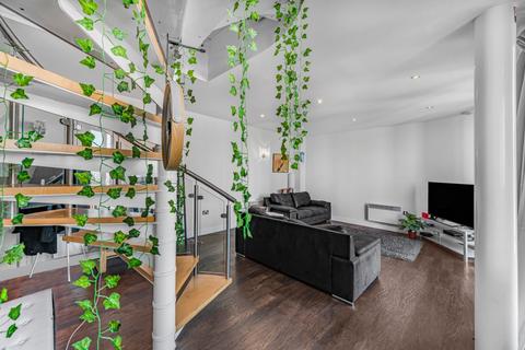 2 bedroom flat for sale, Marmara Apartments, 13 Western Gateway, London