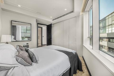 42, Balmoral House Earls Way, London, SE1 2QR