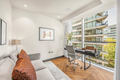 42, Balmoral House Earls Way, London, SE1 2QR