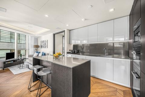 42, Balmoral House Earls Way, London, SE1 2QR