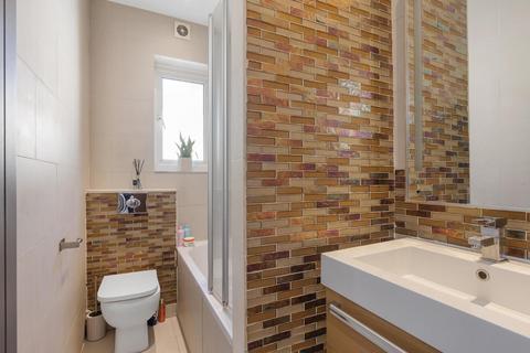 undefined, Edgeley Road, Clapham, London