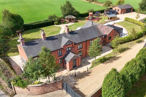 Brownlow Heath Farm Childs Lane, Brownlow, Congleton, CW12 4TQ