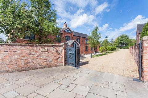 Brownlow Heath Farm Childs Lane, Brownlow, Congleton, CW12 4TQ