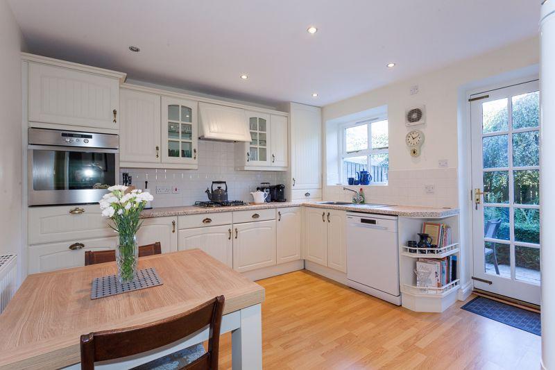 Dining kitchen
