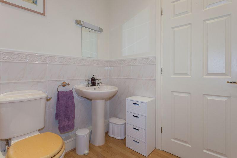 En suite bathroom