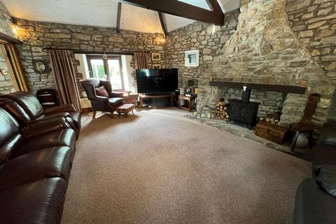 undefined, 4 Nant Rhydhalog, Pontyclun, Talygarn CF72 9FH
