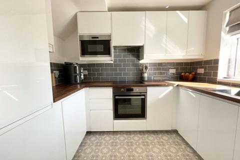 3 bedroom semi-detached house for sale, Panwell Road, Bitterne, Southampton, SO18