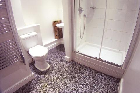 3 bedroom apartment to rent, Bainbrigge Road, Leeds